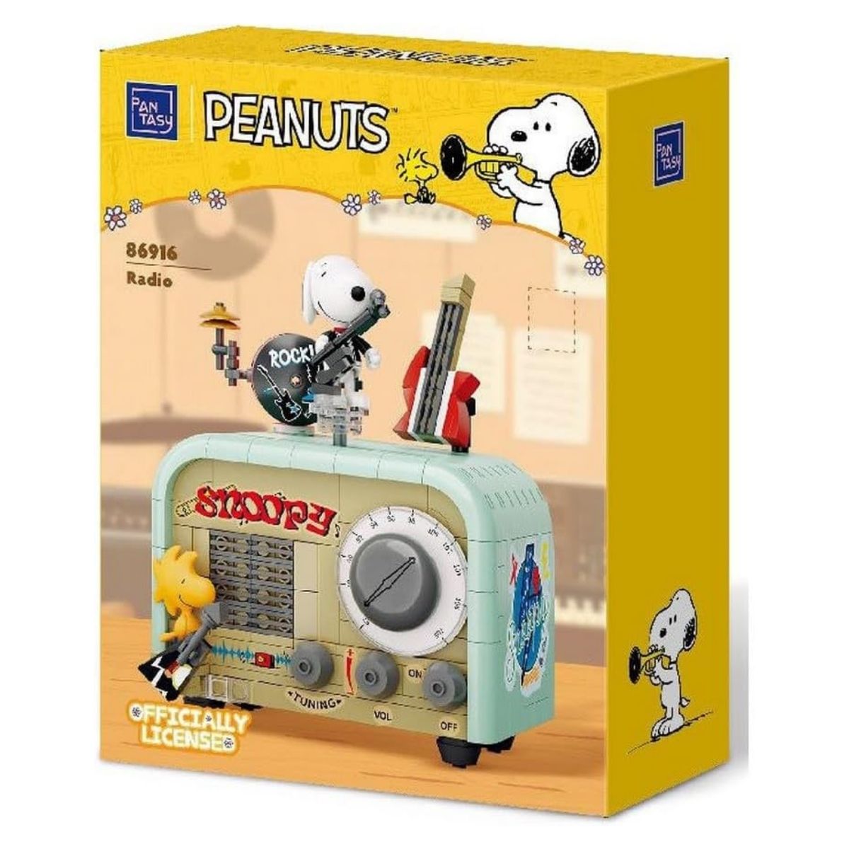 Pantasy Peanuts Snoopy Retro Radio Building Block Set - 305 Piece Collectible Display