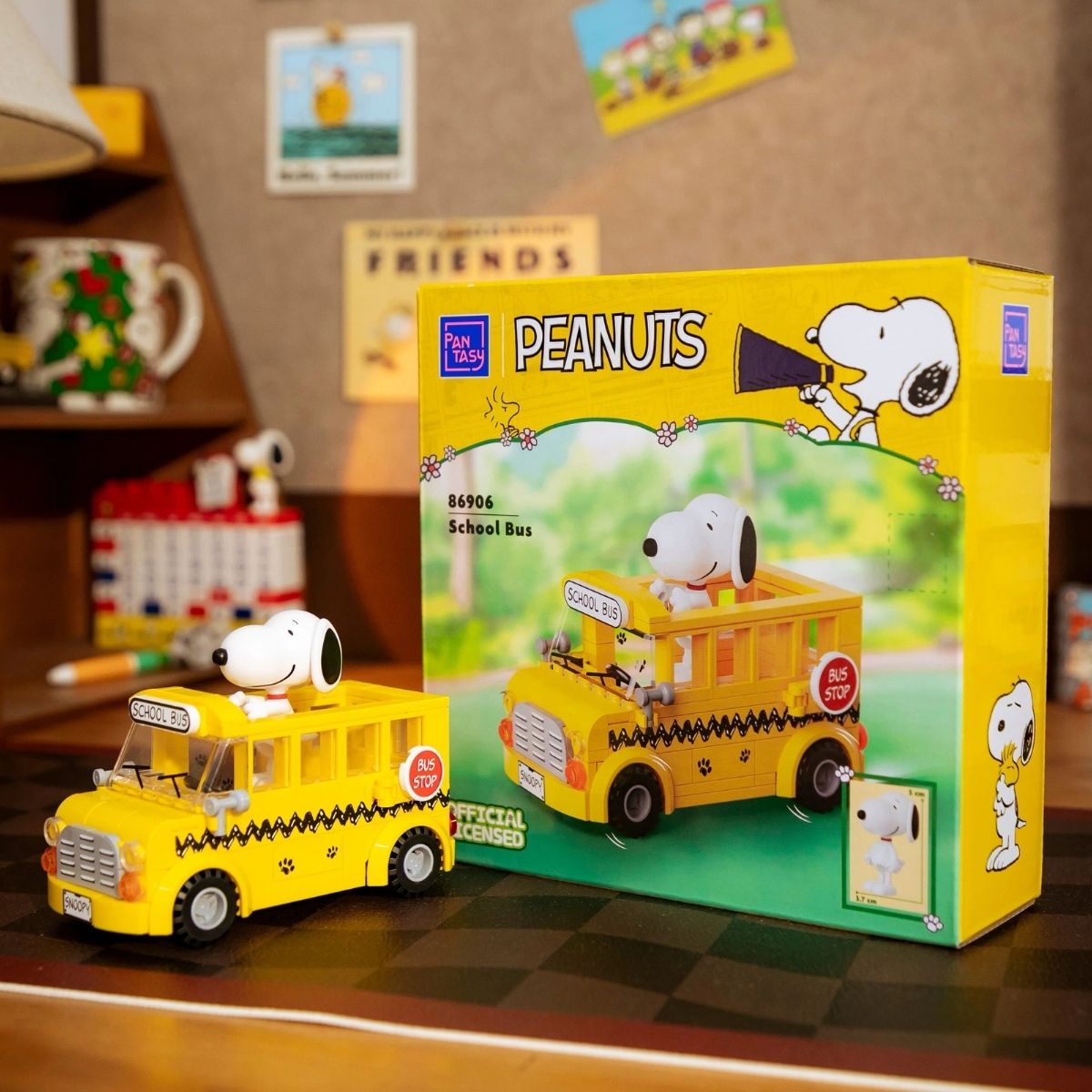 Pantasy Peanuts Snoopy Where We Go Series: School Bus Building Block Set – 169 Pieces