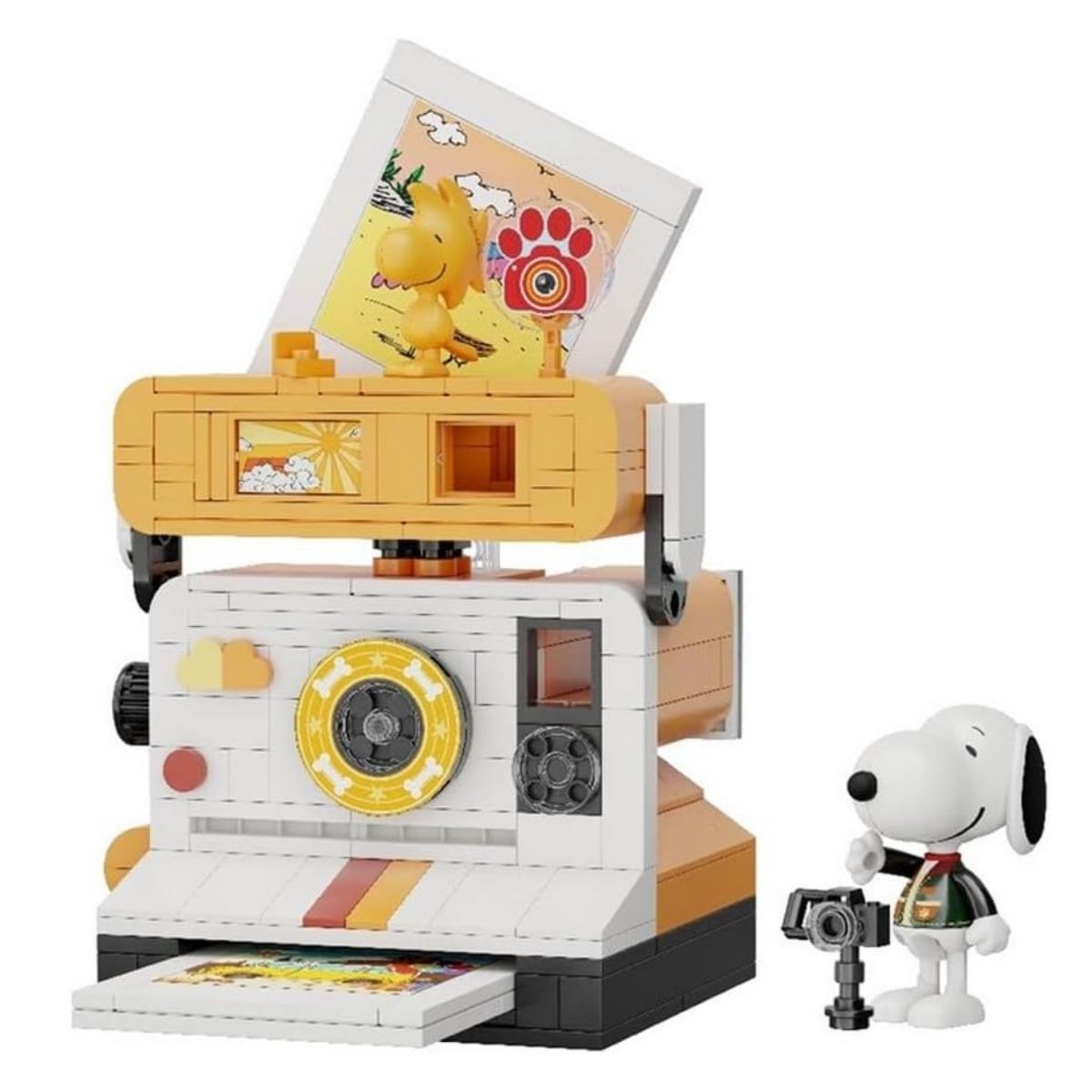 Pantasy Peanuts Snoopy Retro Camera Building Block Set - 257 Piece Collectible Display