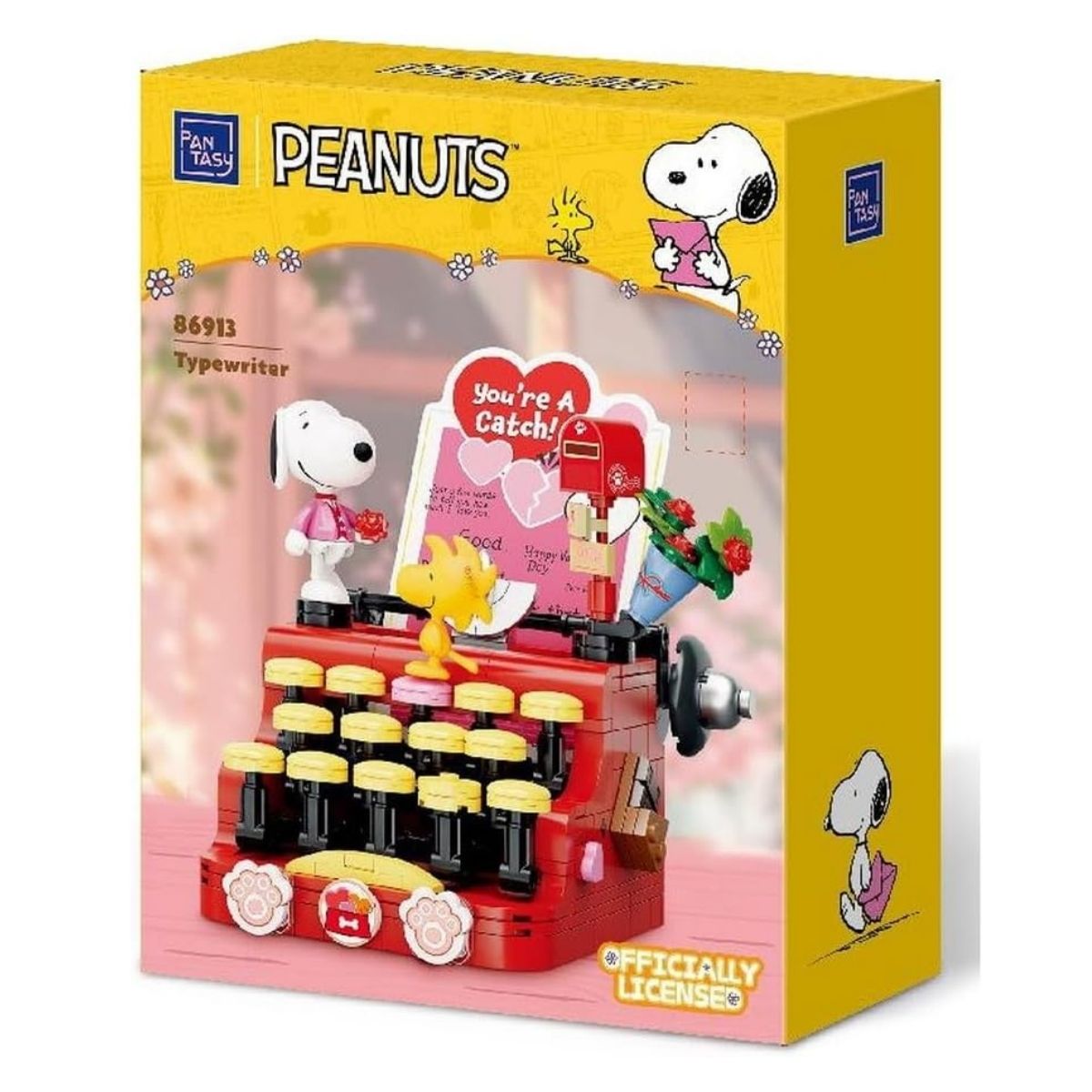 Pantasy Peanuts Snoopy Retro Typewriter Building Block Set - 148 Piece Collectible Display
