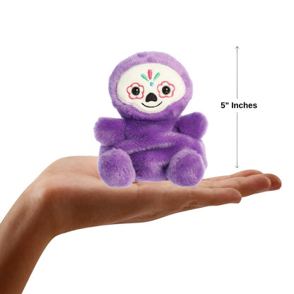 The miniature Sonia Sugar Skull plush sitting inside an open human hand displaying a 5-inch height indicator graphic.
