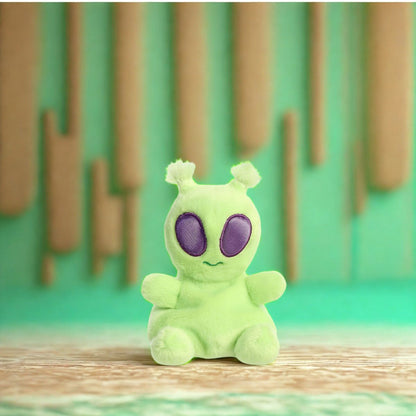 Aurora® Palm Pals™ Ross Alien™ 5 Inch Stuffed Animal Toy #1-050 Whimsical