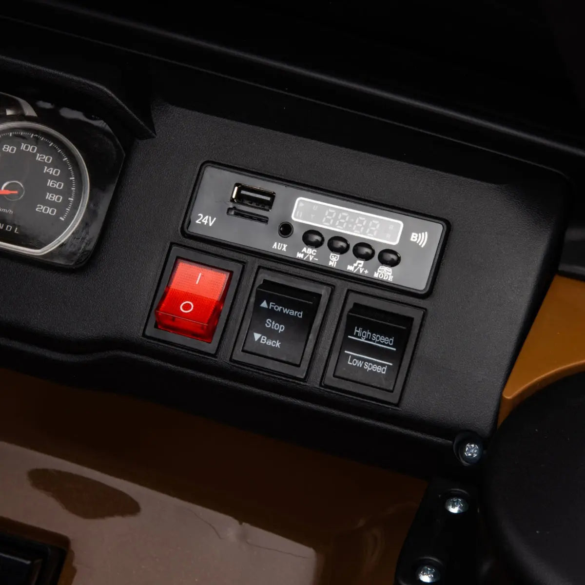 Freddo Toys 24V 4x4 Chevrolet Silverado 2 Seater Ride On Truck