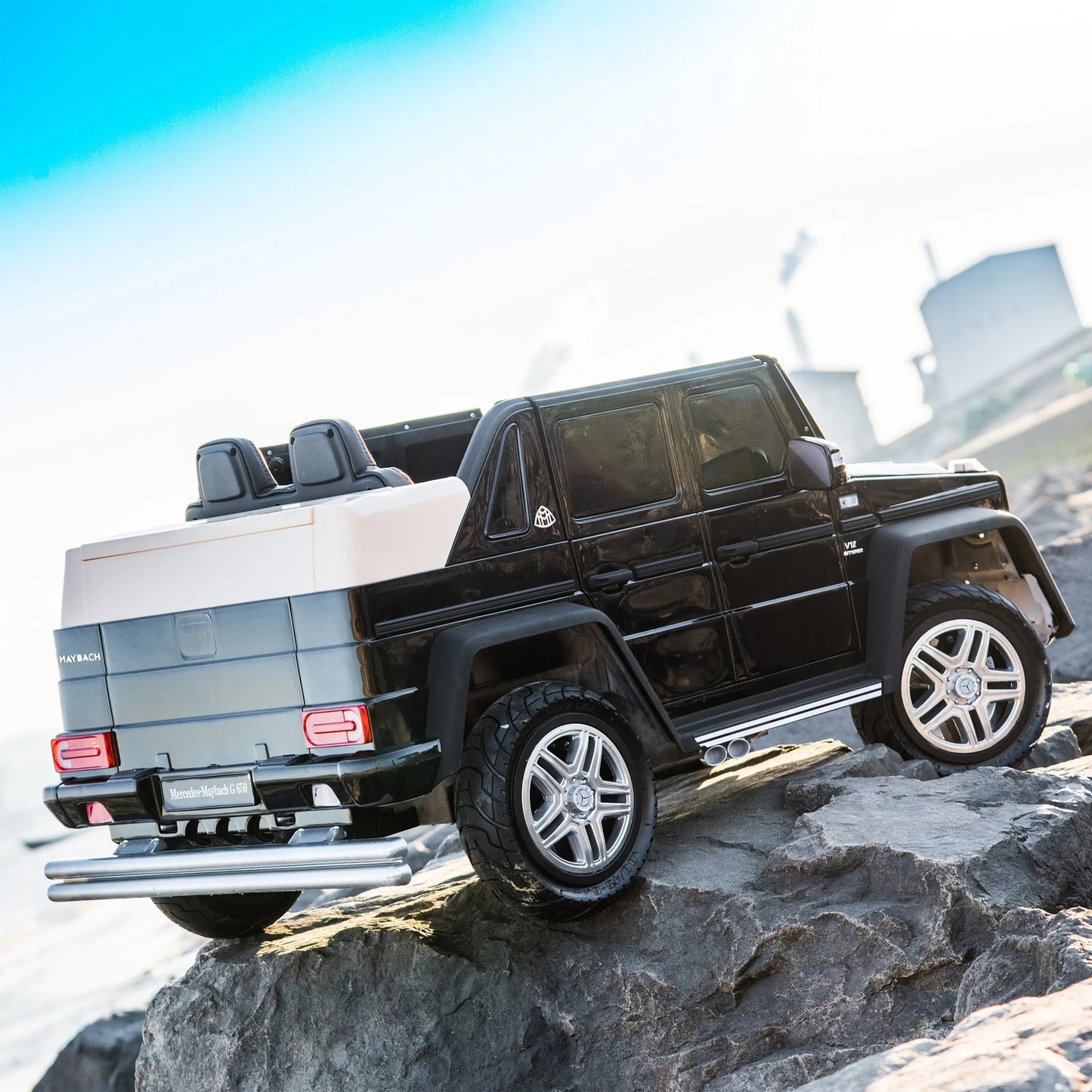 Freddo Toys 12V Mercedes Maybach G650 Landaulet 1 Seater