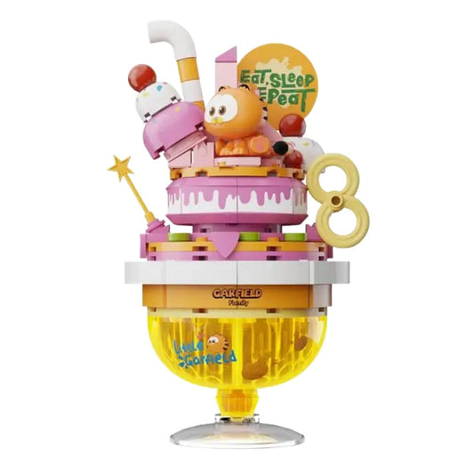 Side angle of the assembled Pantasy Garfield mini-figure enjoying a giant special drink.
