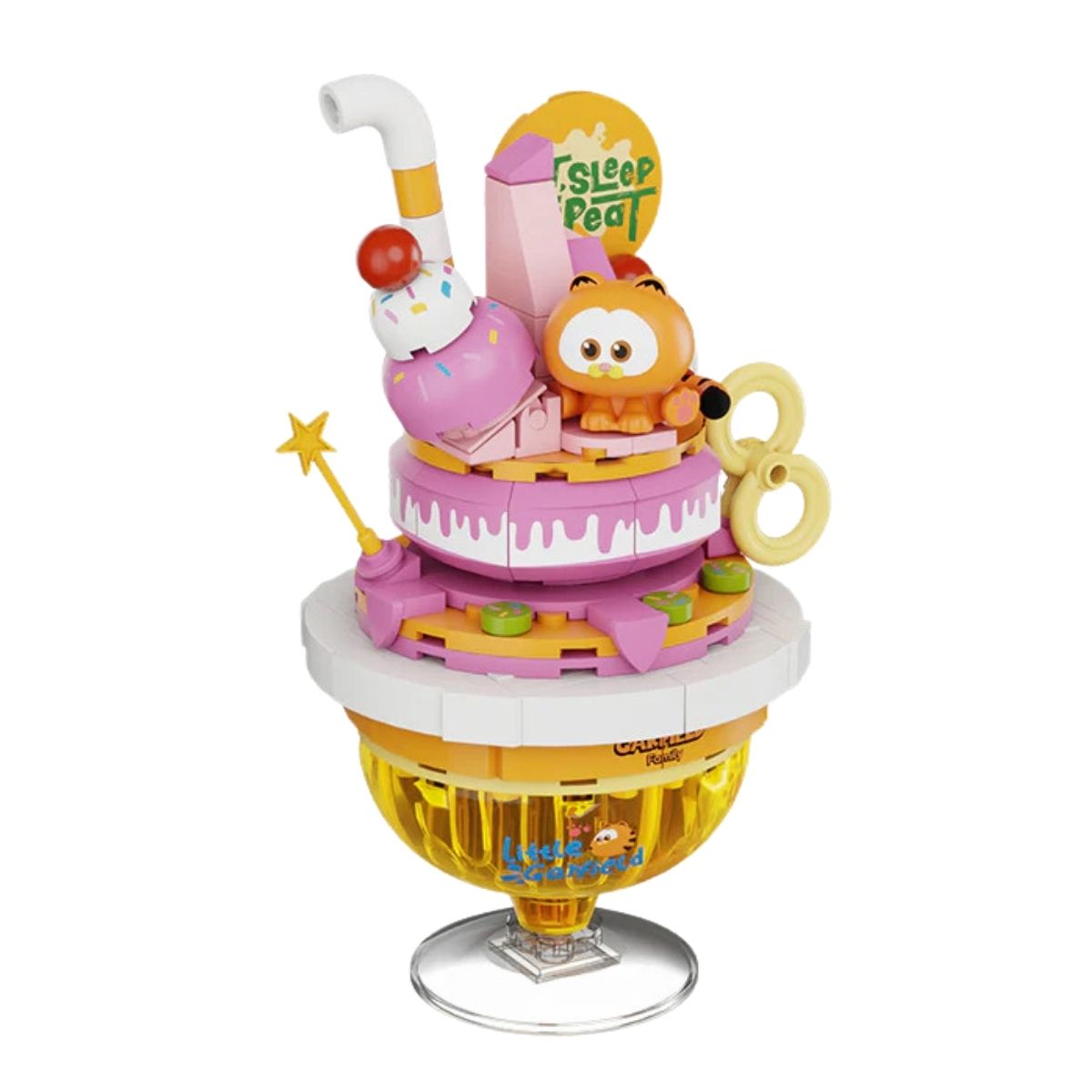 Front view of the Pantasy The Garfield Movie Special Drink building block set featuring Garfield.