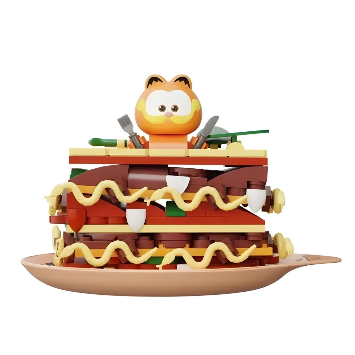 Front view of the assembled Pantasy Garfield mini-figure preparing to eat a giant lasagna.