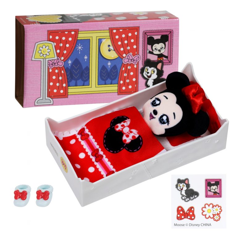 Disney Seams Series 1 Classic Minnie Mouse Doll and Bedtime Playset Plus Classic Mickey Mouse and Car Playset 2-Pack
