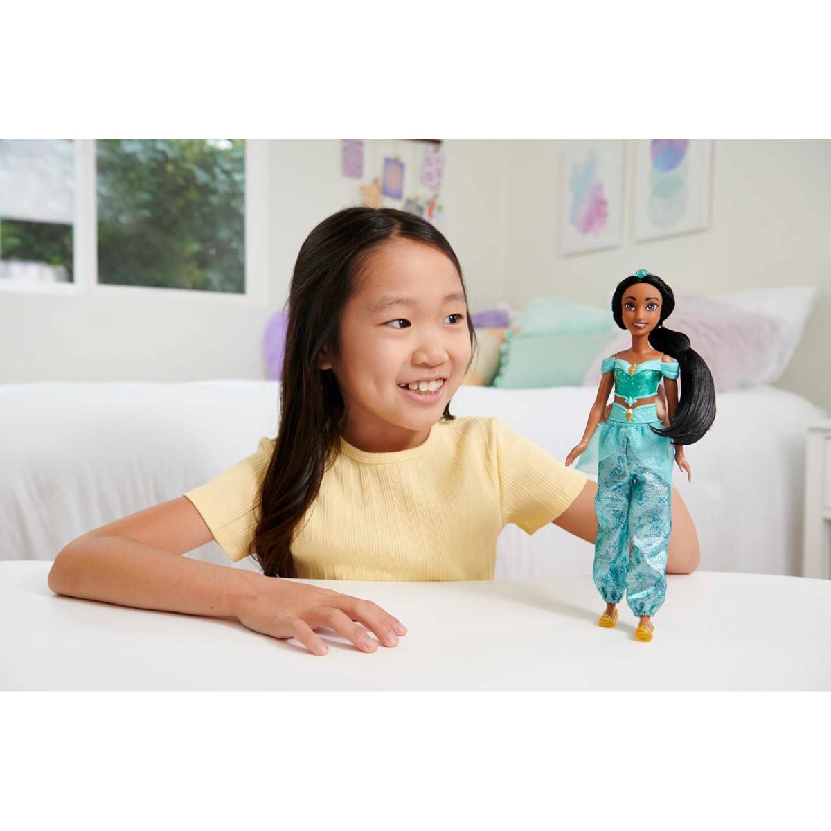 Mattel Disney Princess Aladdin Fashion Doll, Jasmine
