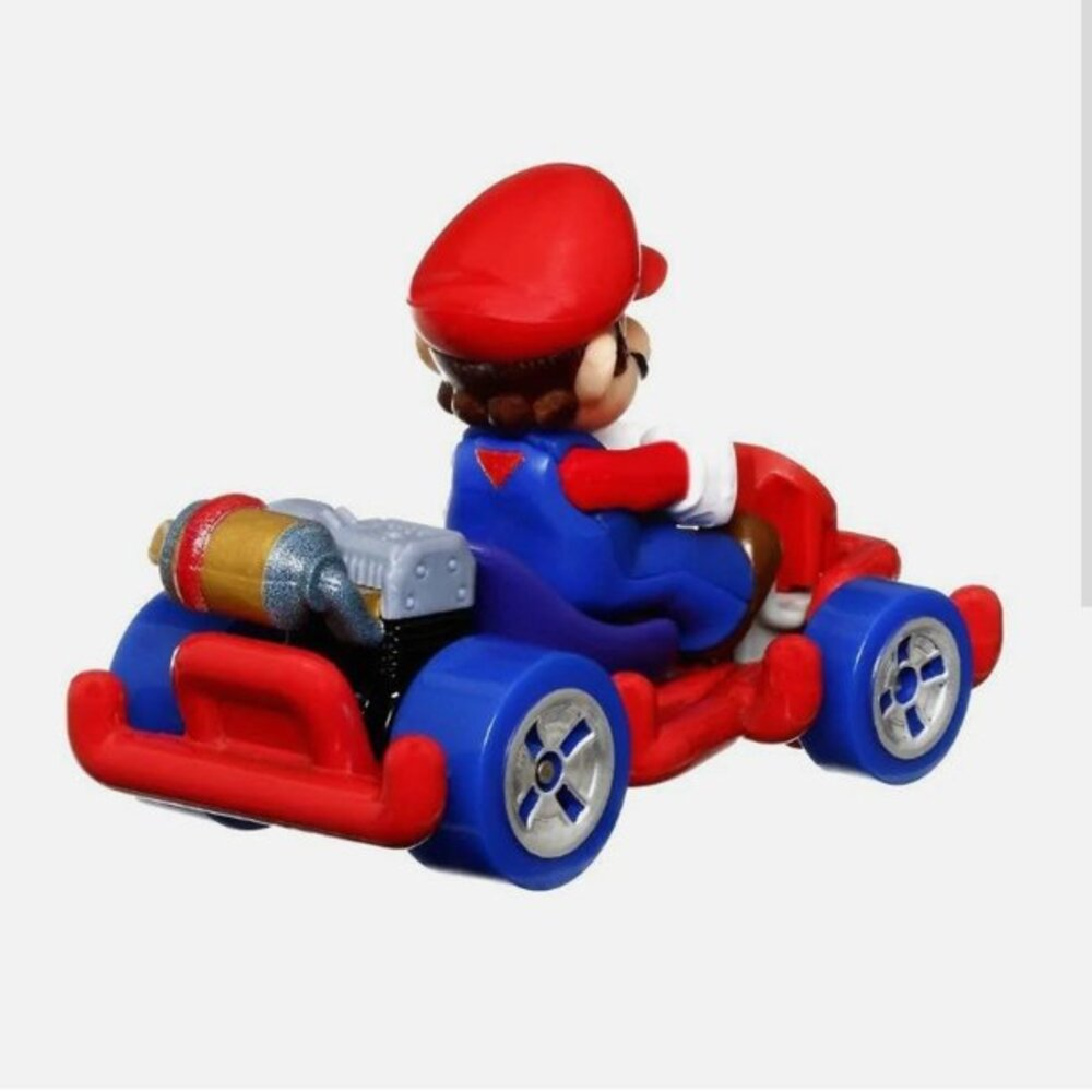 Mattel Hot Wheels Mario Kart Mario Pipe Frame Die-Cast Vehicle 1:64 Scale