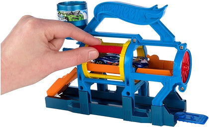 Hot Wheels Turbo Jet Car Wash Fold-Out Playset (Includes One Vehicle)