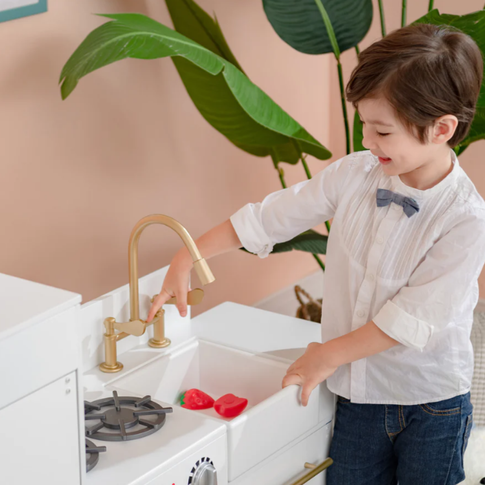 Teamson Kids Little Chef Chelsea Modern Play Kitchen, White/Gold